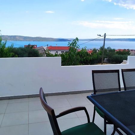 Appartamento Apartman Mila Kaštela Esterno foto