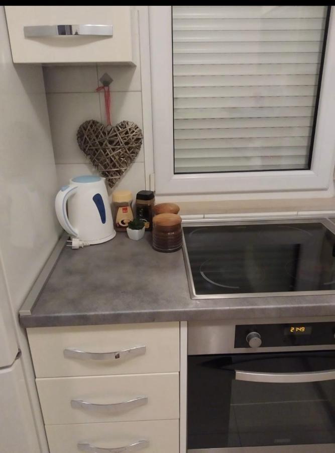 Appartamento Apartman Mila Kaštela Esterno foto