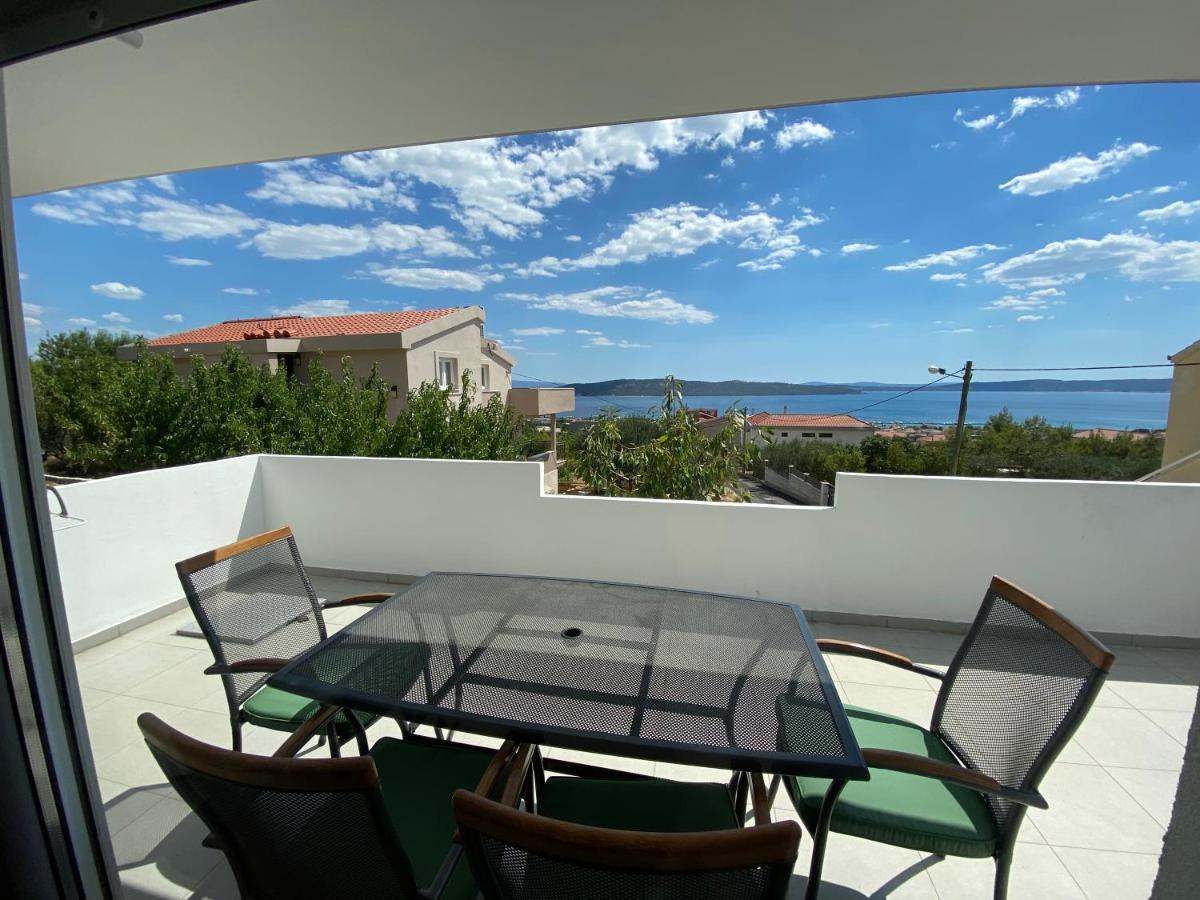 Appartamento Apartman Mila Kaštela Esterno foto